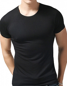 Чёрная мужская футболка  DOREA